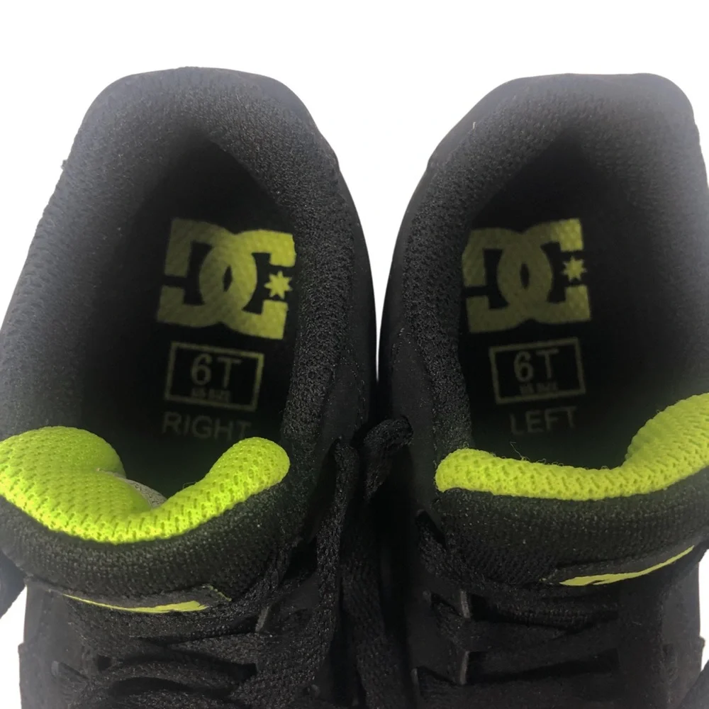 DC Kids Black/Neon Green Suede Low Top Sneakers Sz 6